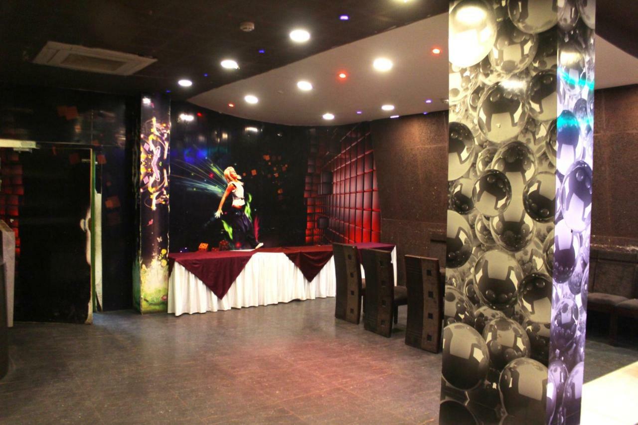 ג'איפור Tgi Apple Inn מראה חיצוני תמונה