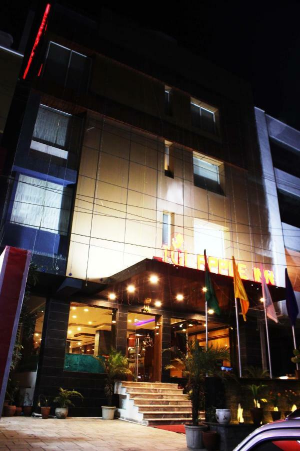 ג'איפור Tgi Apple Inn מראה חיצוני תמונה